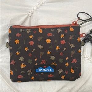 KAVU Leaf Print Pouch